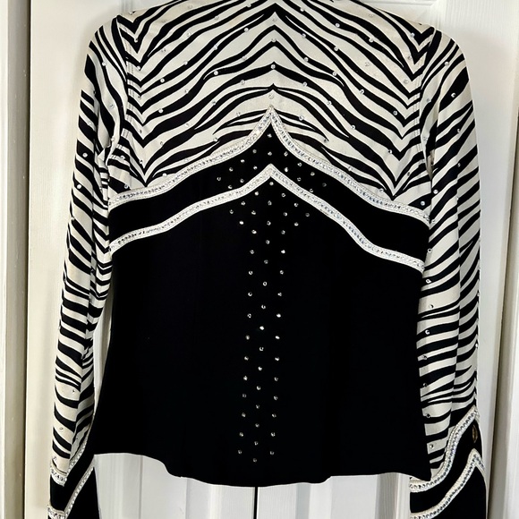 Winning Investment equitation /showmanship shirt - Picture 3 of 3